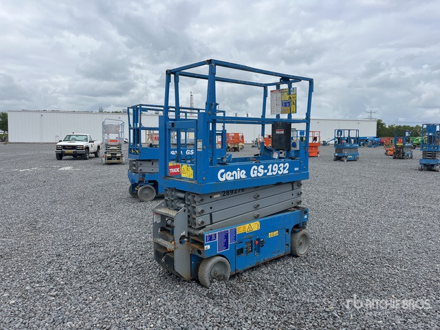 Genie GS-1932 Scissor Lift - Nůžková plošina: obrázek 3 Genie GS-1932 Scissor Lift - Nůžková plošina: obrázek 3