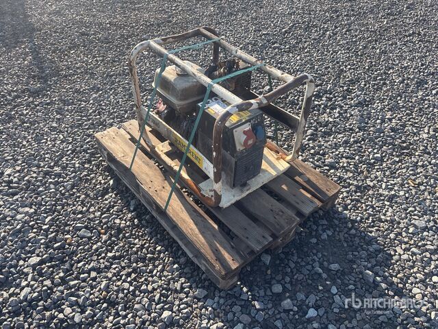 Sdmo R7.5T Generator Set - Elektrický generátor: obrázek 2 Sdmo R7.5T Generator Set - Elektrický generátor: obrázek 2