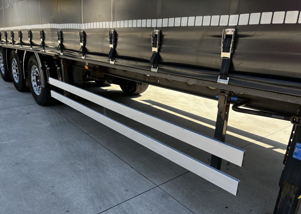 Plachtový návěs Fliegl Firanka Mega // 2017 Rok // SAF // Ocynk // Oś podnoszona //: obrázek 9