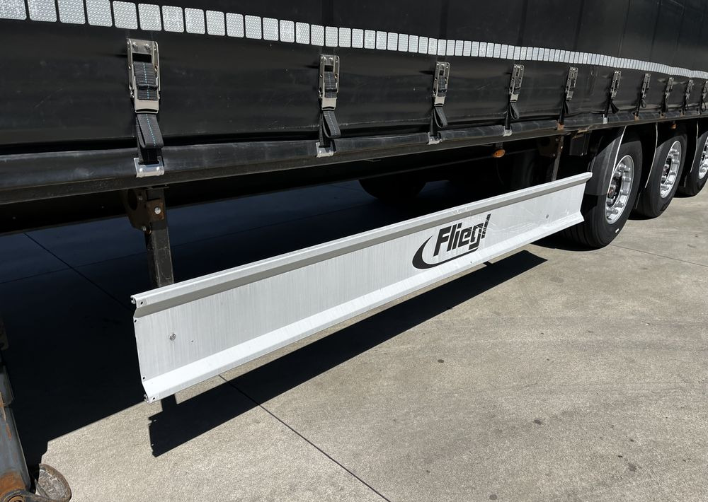 Plachtový návěs Fliegl Firanka Mega // 2017 Rok // SAF // Ocynk // Oś podnoszona //: obrázek 10