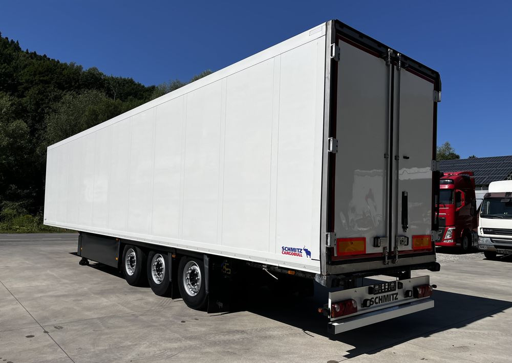 Schmitz Cargobull Chłodnia // 2010 Rok // 2 osie podnoszone // Doppelstock // Kosz paletowy // - Chladírenský návěs: obrázek 3 Schmitz Cargobull Chłodnia // 2010 Rok // 2 osie podnoszone // Doppelstock // Kosz paletowy // - Chladírenský návěs: obrázek 3