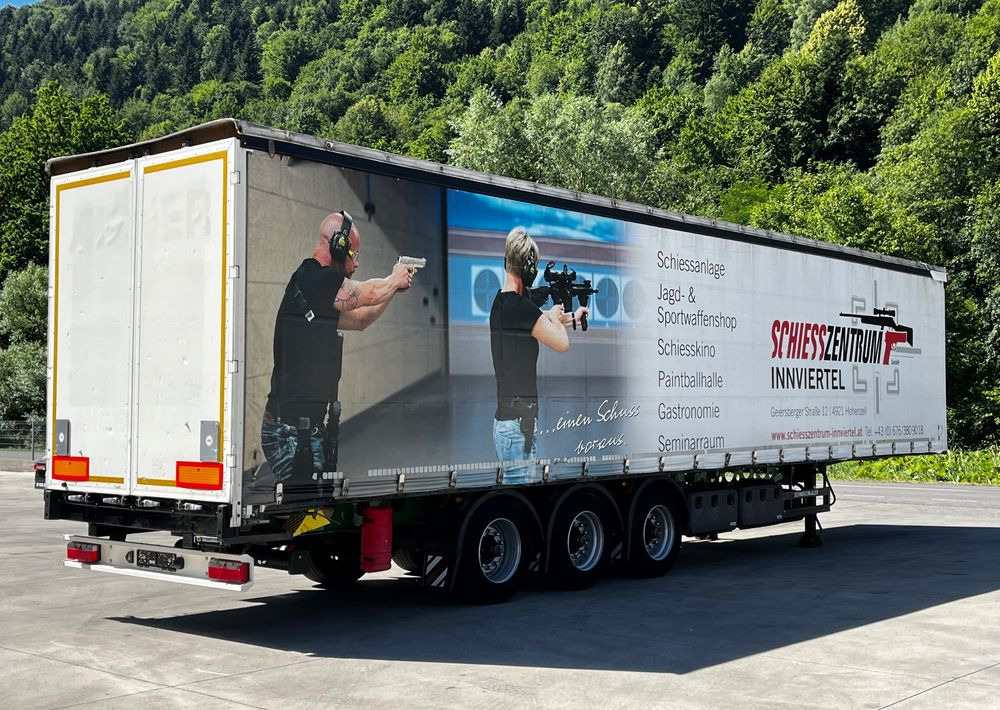 Schwarzmuller Firanka Standard // 2017 Rok // Podwójna podłoga // - Plachtový návěs: obrázek 1 Schwarzmuller Firanka Standard // 2017 Rok // Podwójna podłoga // - Plachtový návěs: obrázek 1