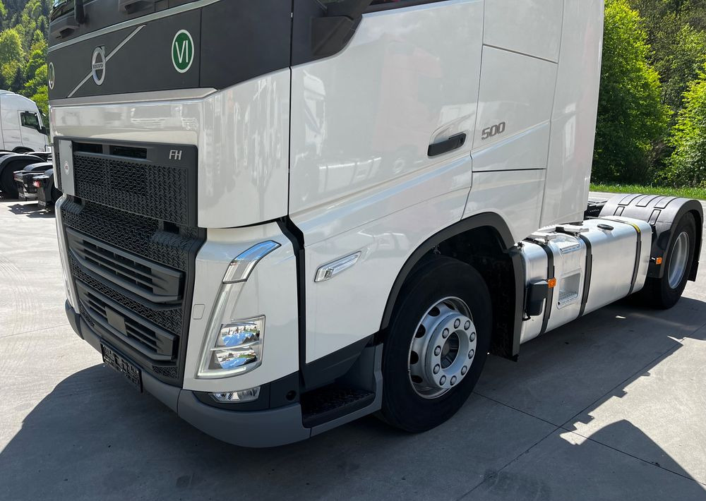 Tahač Volvo FH 500 EURO 6 // Standard // 2024 Rok // Parkclima // Globe XL // Skóry // Joystick //: obrázek 8