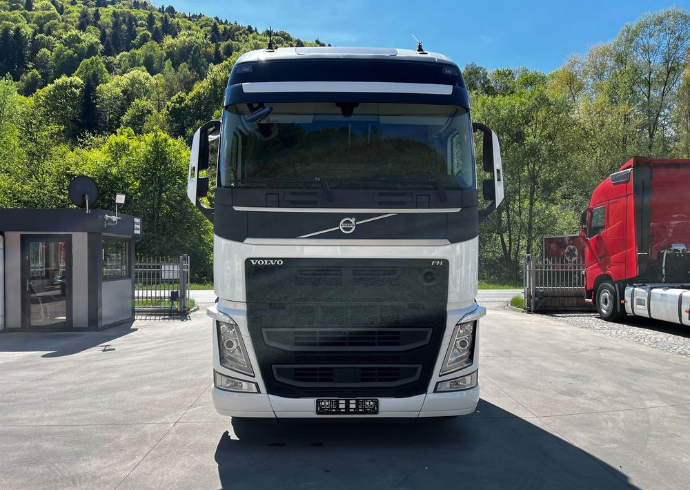 Volvo FH 500 // Globe XL // Xenon // Radary // Duże zbiorniki // Z ruchu międzynarodowego // - Tahač: obrázek 3 Volvo FH 500 // Globe XL // Xenon // Radary // Duże zbiorniki // Z ruchu międzynarodowego // - Tahač: obrázek 3