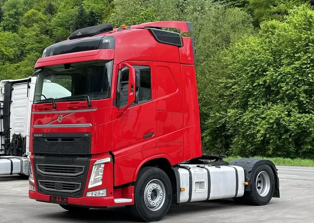 Volvo FH // Standard // 2018 // Duże zbiorniki // Klima postojowa // Radary // Idealny ! - Tahač: obrázek 1 Volvo FH // Standard // 2018 // Duże zbiorniki // Klima postojowa // Radary // Idealny ! - Tahač: obrázek 1