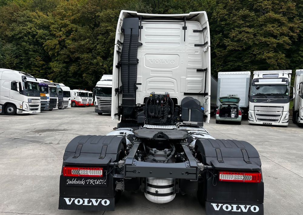 Volvo FH500 // Zamiana na starszy //New Face // Low Deck // Full Led // ACC // Globe XL // ParkClima // Zamiana za starszy - Tahač: obrázek 4 Volvo FH500 // Zamiana na starszy //New Face // Low Deck // Full Led // ACC // Globe XL // ParkClima // Zamiana za starszy - Tahač: obrázek 4