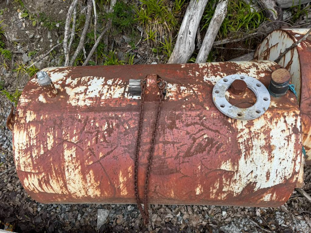 Annet Diesel tank 1000 liter - Skladovací nádrž: obrázek 2 Annet Diesel tank 1000 liter - Skladovací nádrž: obrázek 2