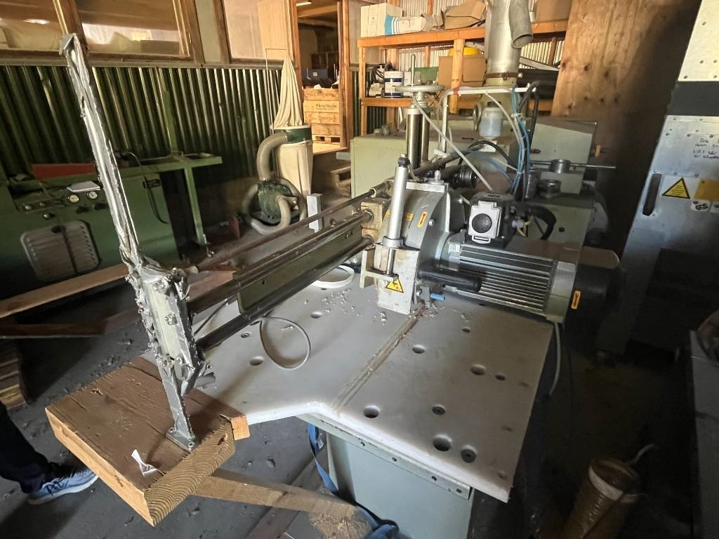 Annet GRAULE QNF Crosscut saw with TigerStop TS 4.8 L Au - Obráběcí stroj: obrázek 5 Annet GRAULE QNF Crosscut saw with TigerStop TS 4.8 L Au - Obráběcí stroj: obrázek 5