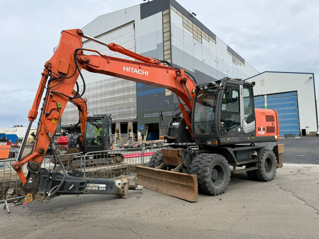 Hitachi ZX 140 W-3 - Kolesové rýpadlo: obrázek 1 Hitachi ZX 140 W-3 - Kolesové rýpadlo: obrázek 1