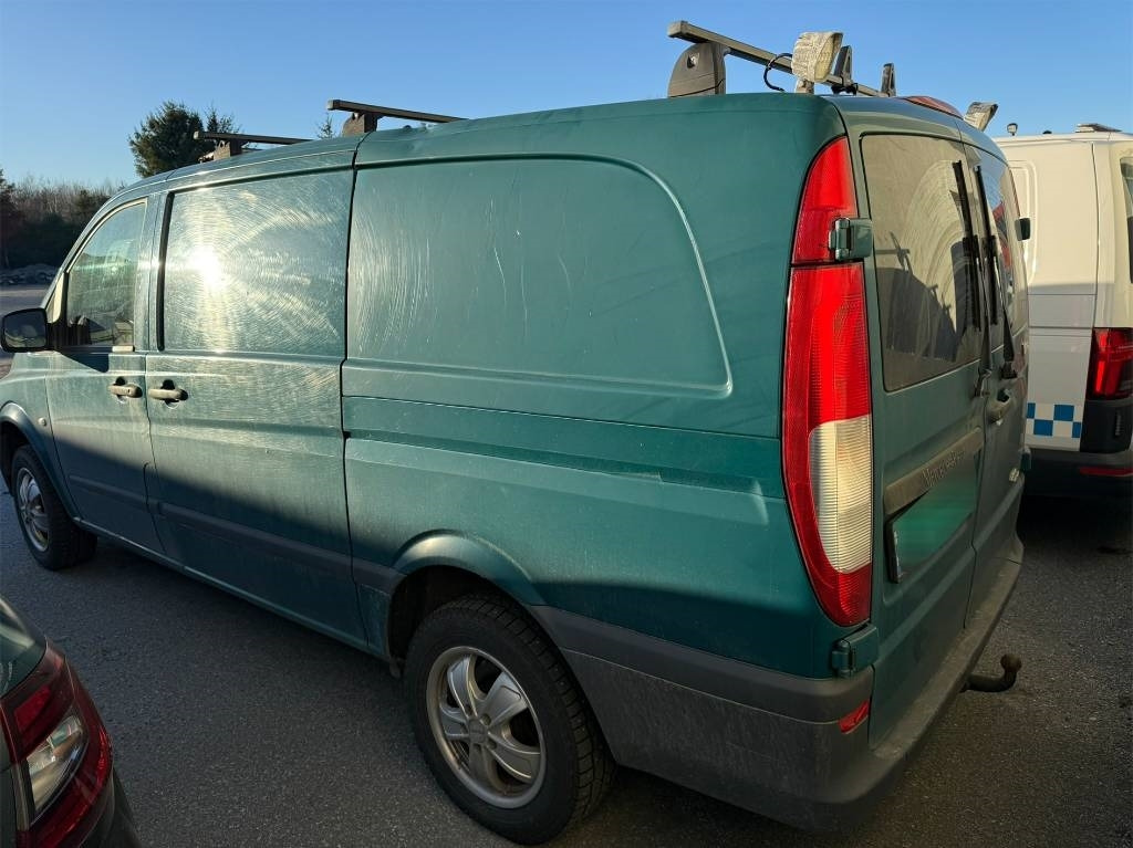 Mercedes-Benz Vito 116 CDI 4x4 - Malá dodávka: obrázek 4 Mercedes-Benz Vito 116 CDI 4x4 - Malá dodávka: obrázek 4