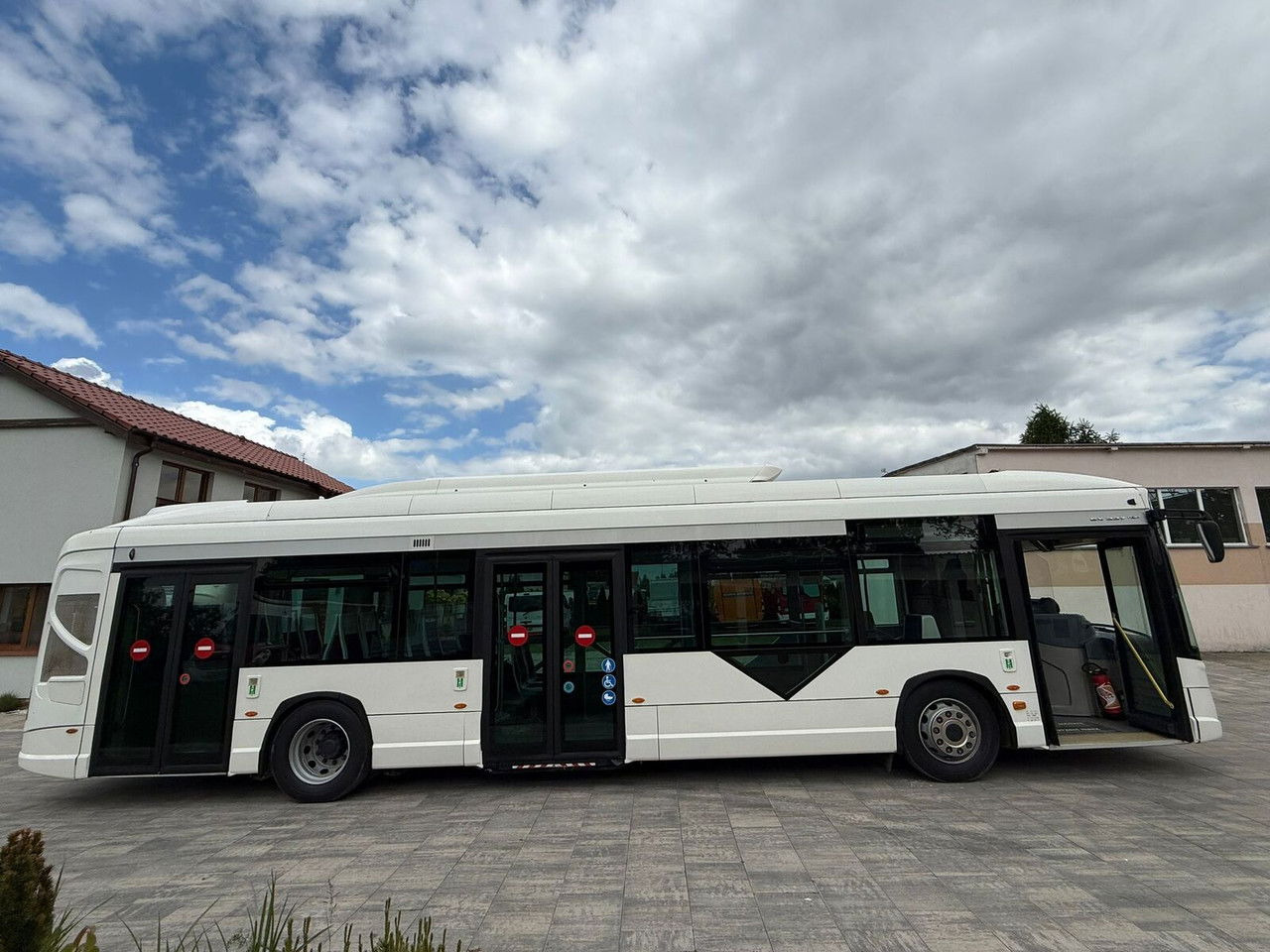 Diversen GX 337 HeuliezBus GX 337 - Městský autobus: obrázek 4 Diversen GX 337 HeuliezBus GX 337 - Městský autobus: obrázek 4