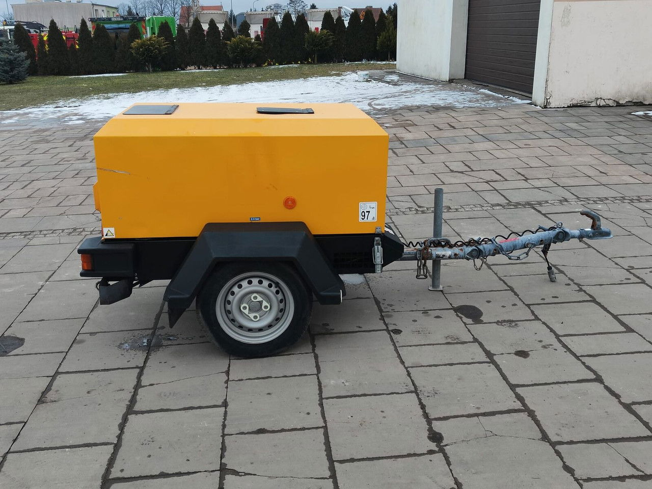 Doosan 7/20 - Mobilní kompresor: obrázek 4 Doosan 7/20 - Mobilní kompresor: obrázek 4