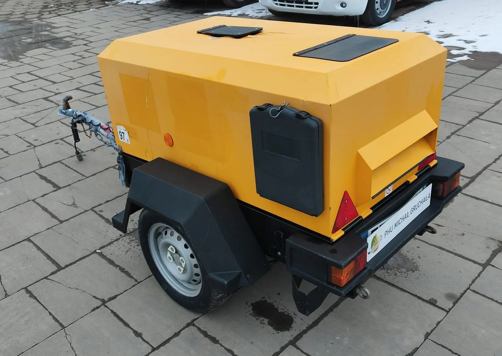 Doosan 7/20 - Mobilní kompresor: obrázek 3 Doosan 7/20 - Mobilní kompresor: obrázek 3