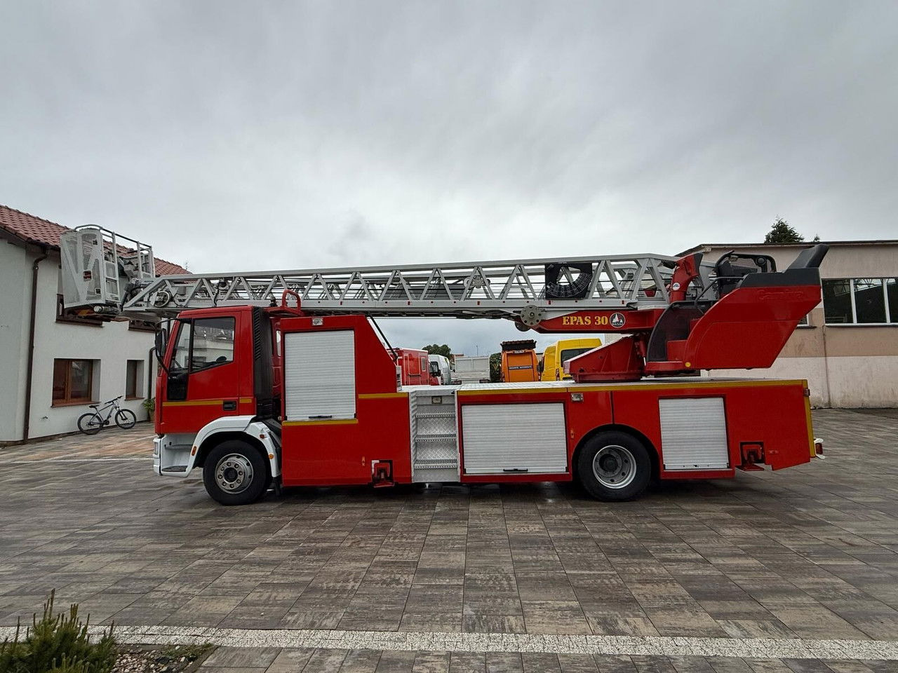 Iveco 130E23 - Hasičský vůz: obrázek 5 Iveco 130E23 - Hasičský vůz: obrázek 5