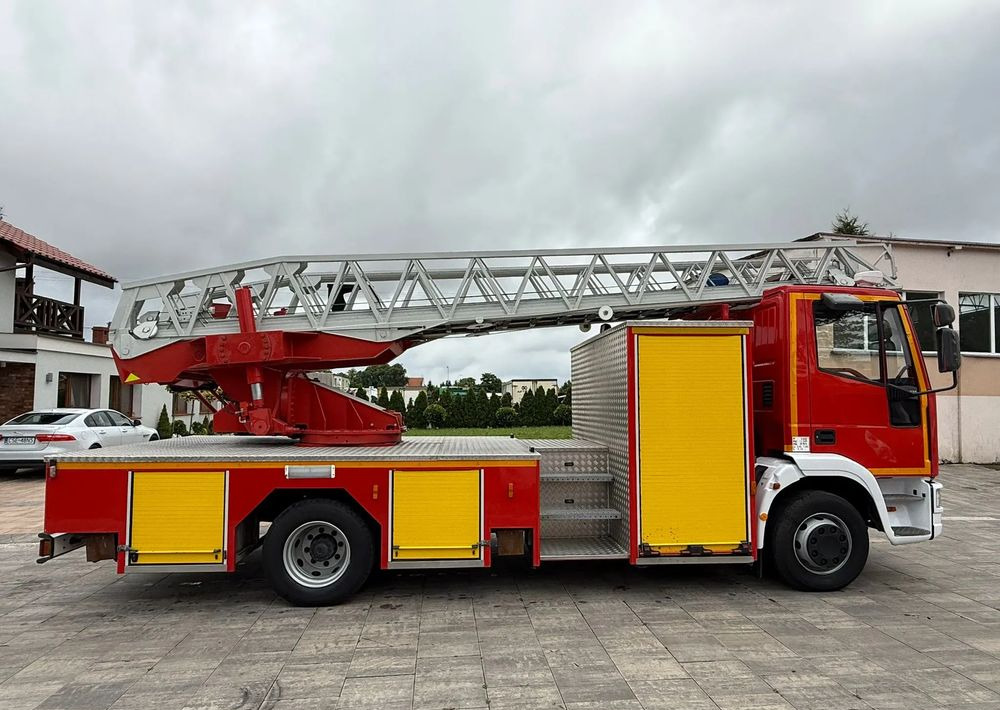 Iveco Eurocargo 130E24 - Hasičský vůz: obrázek 4 Iveco Eurocargo 130E24 - Hasičský vůz: obrázek 4