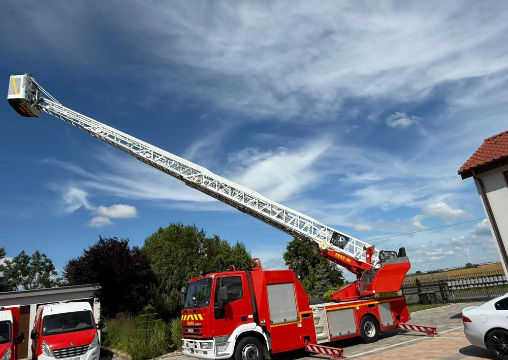 Iveco Eurocargo 130E24 - Hasičský vůz, Autoplošina: obrázek 3 Iveco Eurocargo 130E24 - Hasičský vůz, Autoplošina: obrázek 3