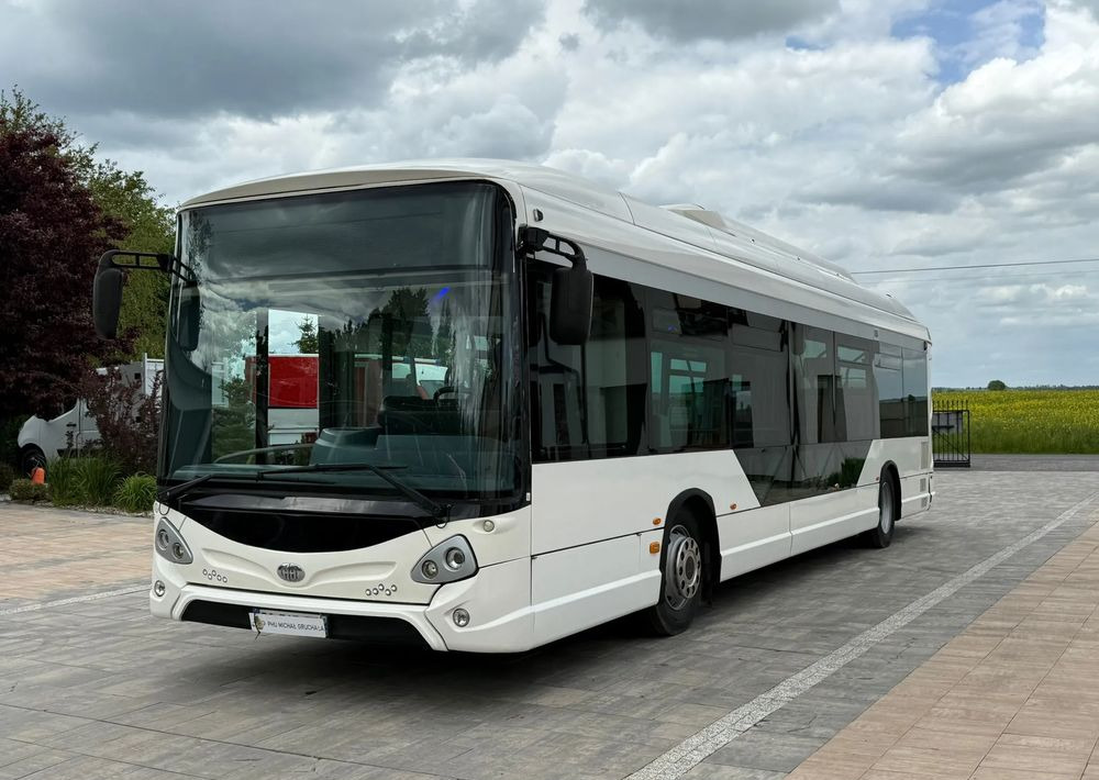 Iveco Heuliez GX 337 - Městský autobus: obrázek 1 Iveco Heuliez GX 337 - Městský autobus: obrázek 1
