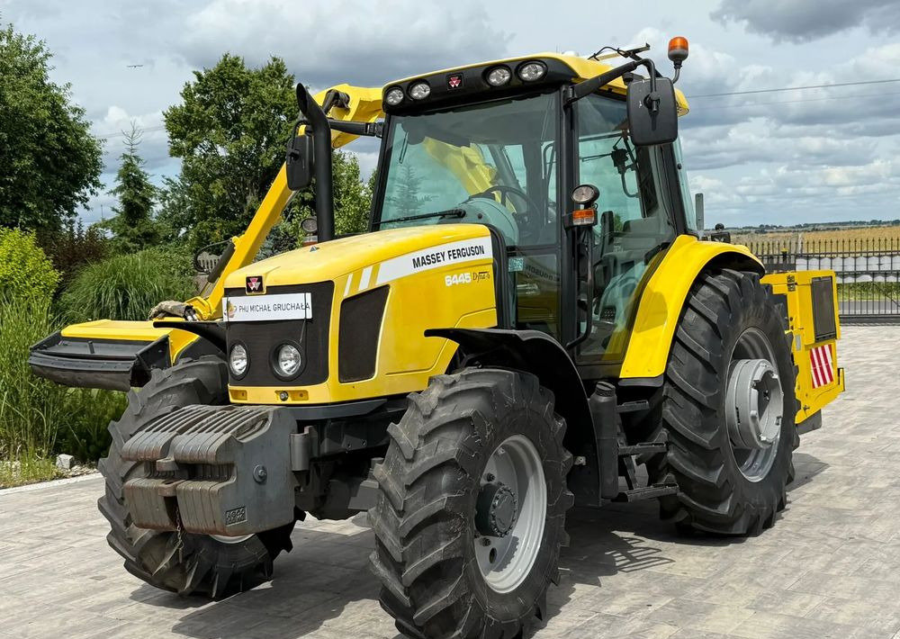 Massey Ferguson 6445 - Traktor: obrázek 3 Massey Ferguson 6445 - Traktor: obrázek 3