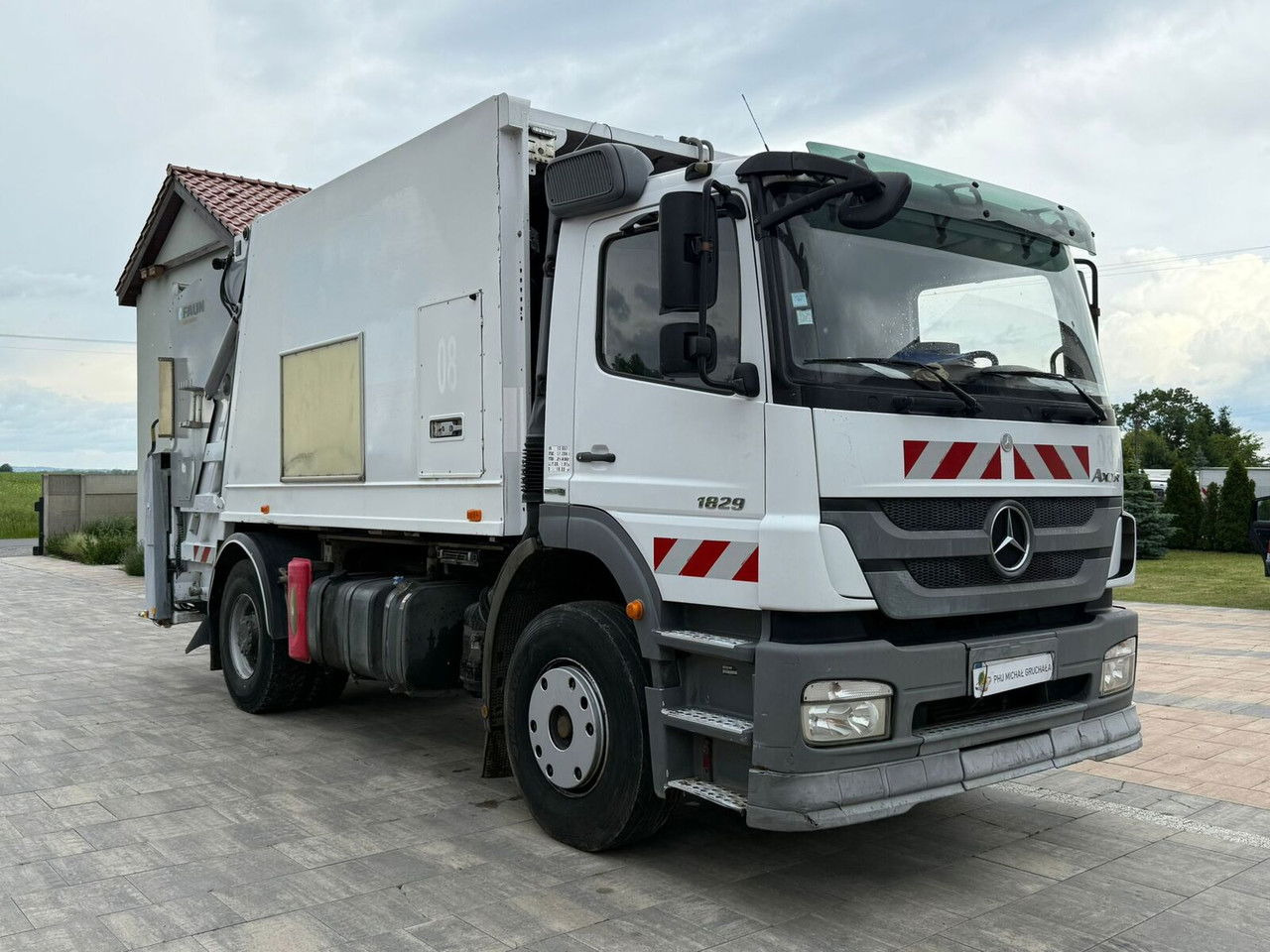 Mercedes-Benz Axor 1829 Faun VR3 TR2 - Vůz na odvoz odpadků: obrázek 1 Mercedes-Benz Axor 1829 Faun VR3 TR2 - Vůz na odvoz odpadků: obrázek 1