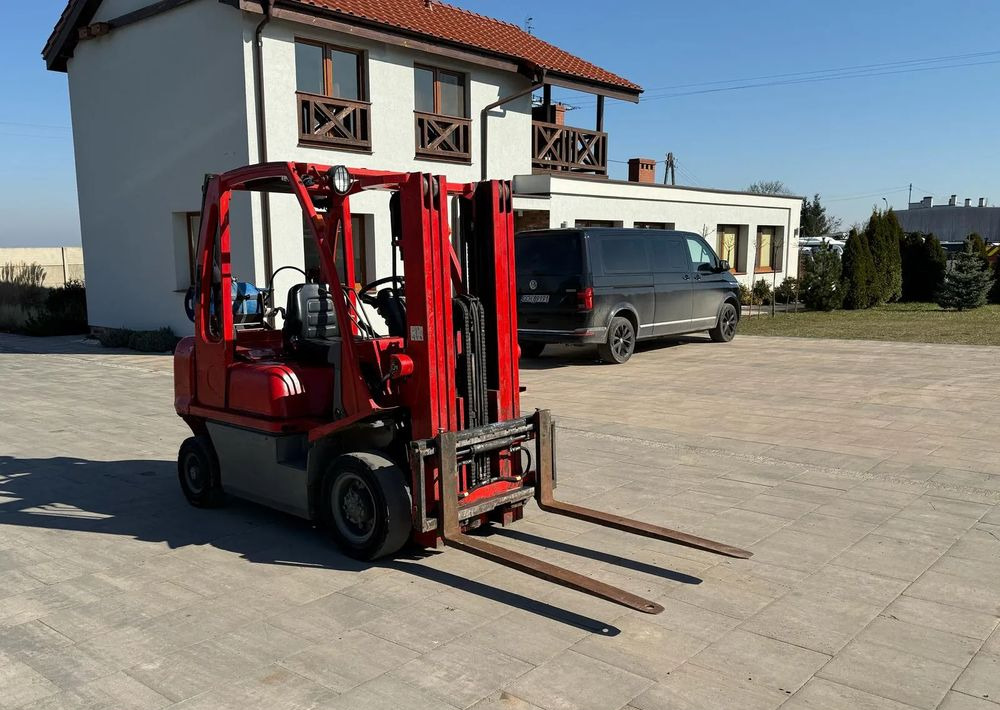 Nissan U1D2A25LQ - Plynový vysokozdvižný vozík: obrázek 4 Nissan U1D2A25LQ - Plynový vysokozdvižný vozík: obrázek 4