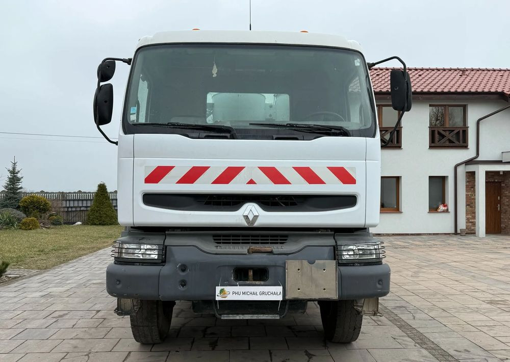Renault Kerax 370 DCI - Cisternové vozidlo: obrázek 2 Renault Kerax 370 DCI - Cisternové vozidlo: obrázek 2