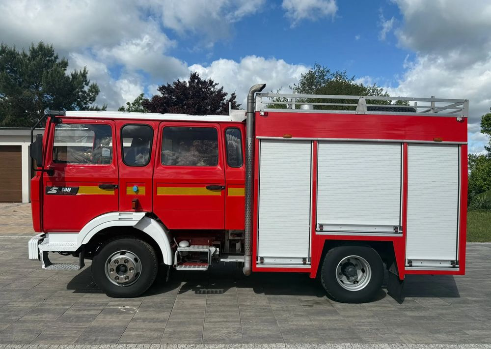 Renault MIDLINER S180 - Hasičský vůz: obrázek 5 Renault MIDLINER S180 - Hasičský vůz: obrázek 5