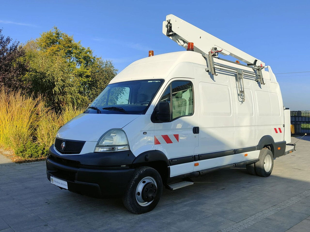 Renault Mascott 3.0 - Autoplošina: obrázek 3 Renault Mascott 3.0 - Autoplošina: obrázek 3