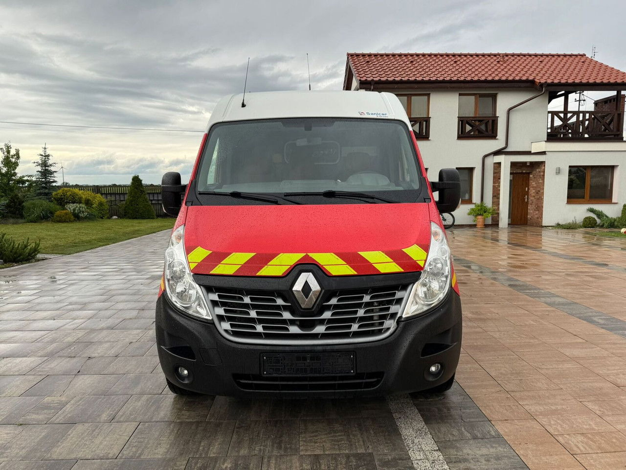 Renault Master 2016 Rok Ambulans Karetka Pogotowie - Pohotovostní vůz: obrázek 2 Renault Master 2016 Rok Ambulans Karetka Pogotowie - Pohotovostní vůz: obrázek 2