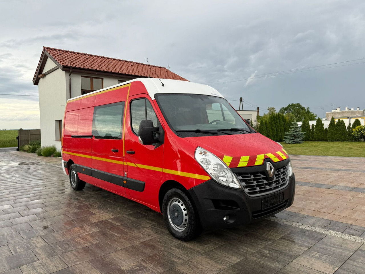 Renault Master 2016 Rok Ambulans Karetka Pogotowie - Pohotovostní vůz: obrázek 1 Renault Master 2016 Rok Ambulans Karetka Pogotowie - Pohotovostní vůz: obrázek 1