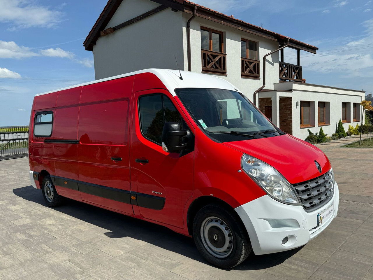 Renault Master Karetka pogotowie Ambulans - Pohotovostní vůz: obrázek 1 Renault Master Karetka pogotowie Ambulans - Pohotovostní vůz: obrázek 1