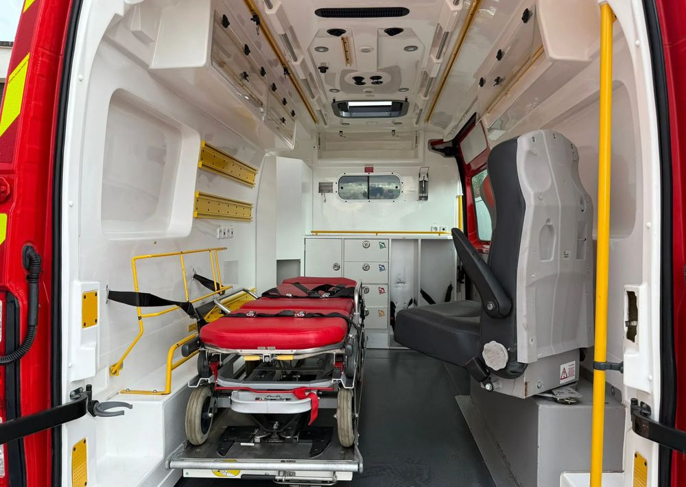 Pohotovostní vůz Renault Master: obrázek 15