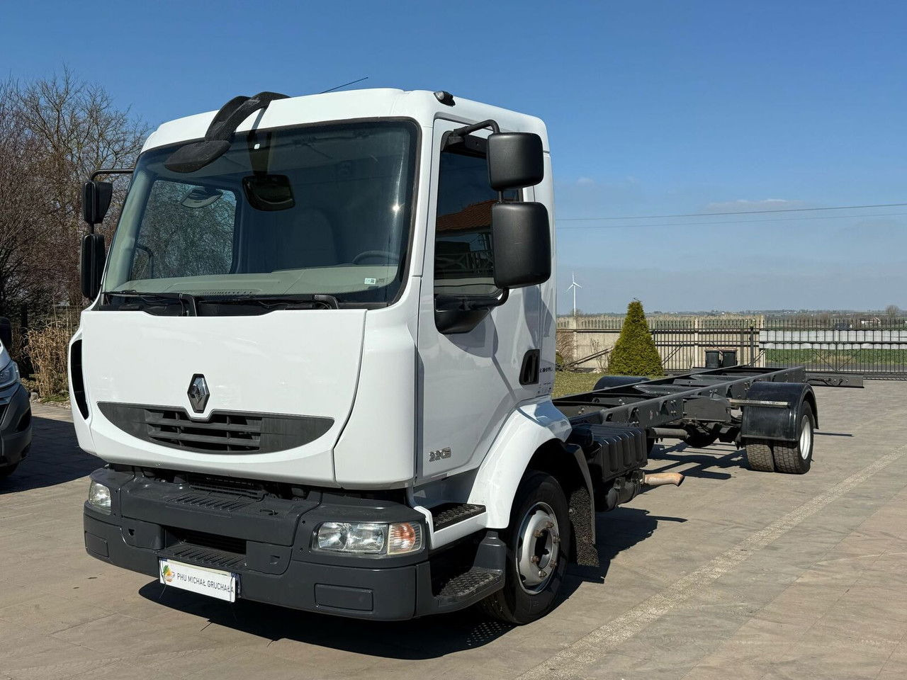 Renault Midlum 220 - Podvozek s kabinou: obrázek 3 Renault Midlum 220 - Podvozek s kabinou: obrázek 3