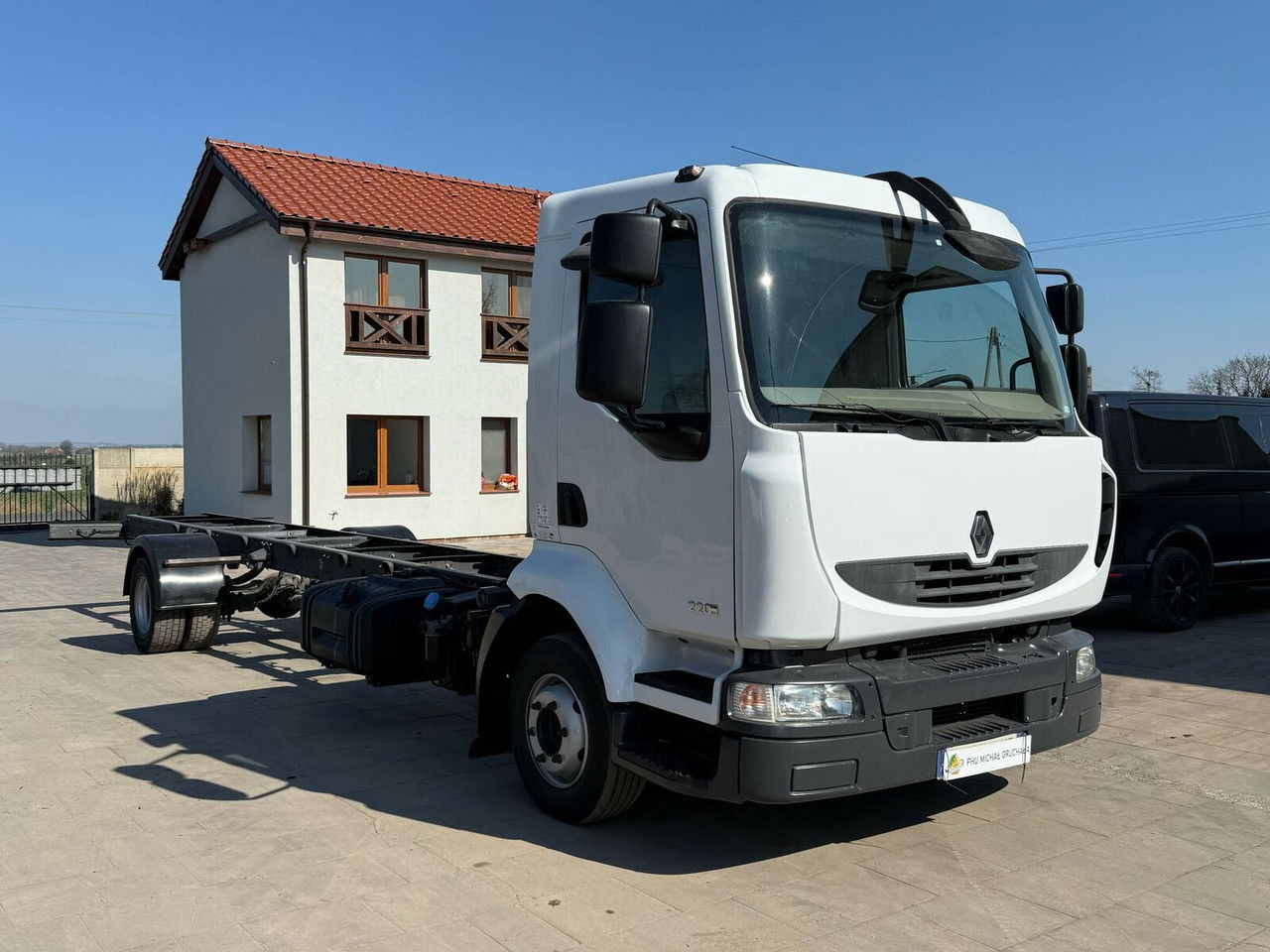Renault Midlum 220 - Podvozek s kabinou: obrázek 1 Renault Midlum 220 - Podvozek s kabinou: obrázek 1