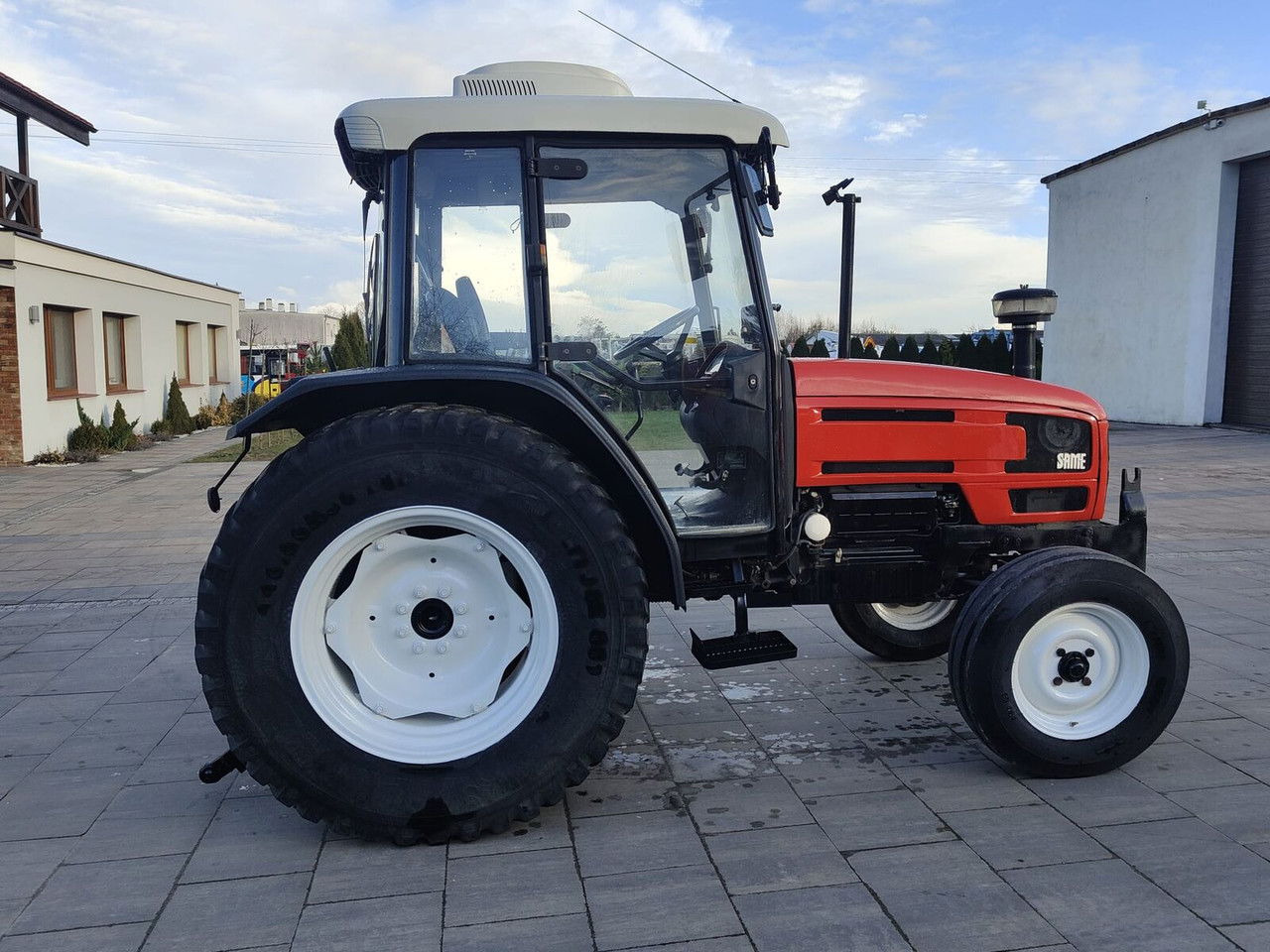 Same Dorado 70 Ciągnik Traktor Klimatyzacja Godny Uwagi - Traktor: obrázek 4 Same Dorado 70 Ciągnik Traktor Klimatyzacja Godny Uwagi - Traktor: obrázek 4
