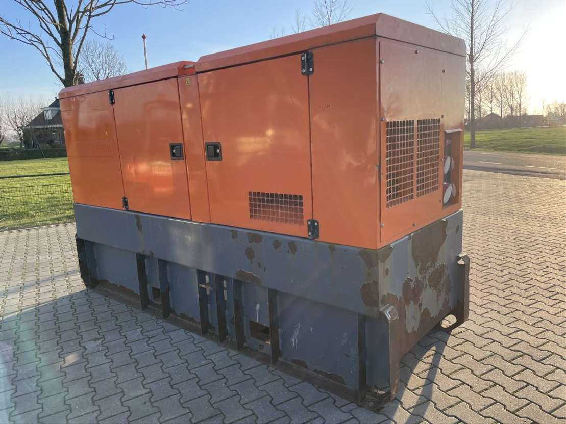 Atlas Copco QAS 150 kVA Volvo 6 cilinder - Elektrický generátor: obrázek 3 Atlas Copco QAS 150 kVA Volvo 6 cilinder - Elektrický generátor: obrázek 3