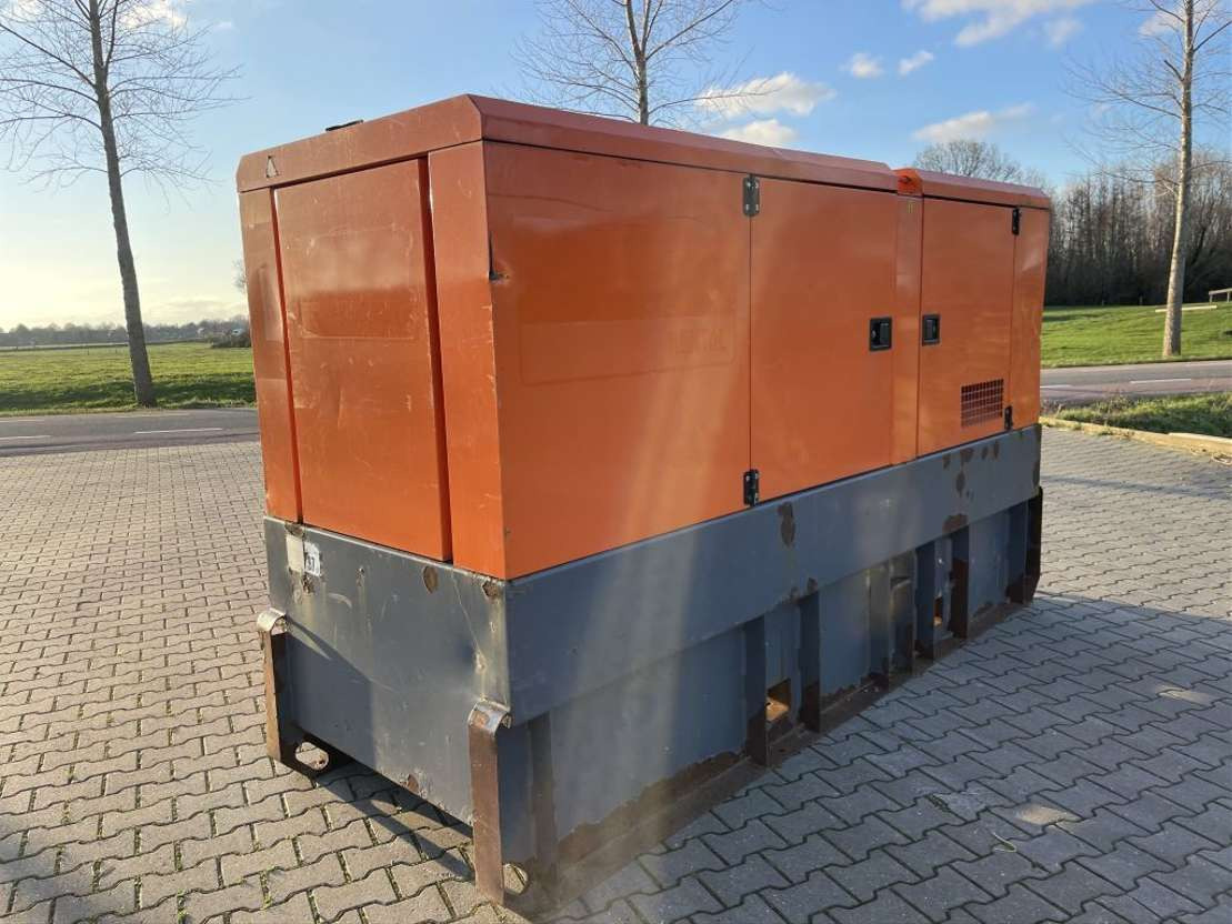 Atlas Copco QAS 150 kVA Volvo 6 cilinder - Elektrický generátor: obrázek 2 Atlas Copco QAS 150 kVA Volvo 6 cilinder - Elektrický generátor: obrázek 2