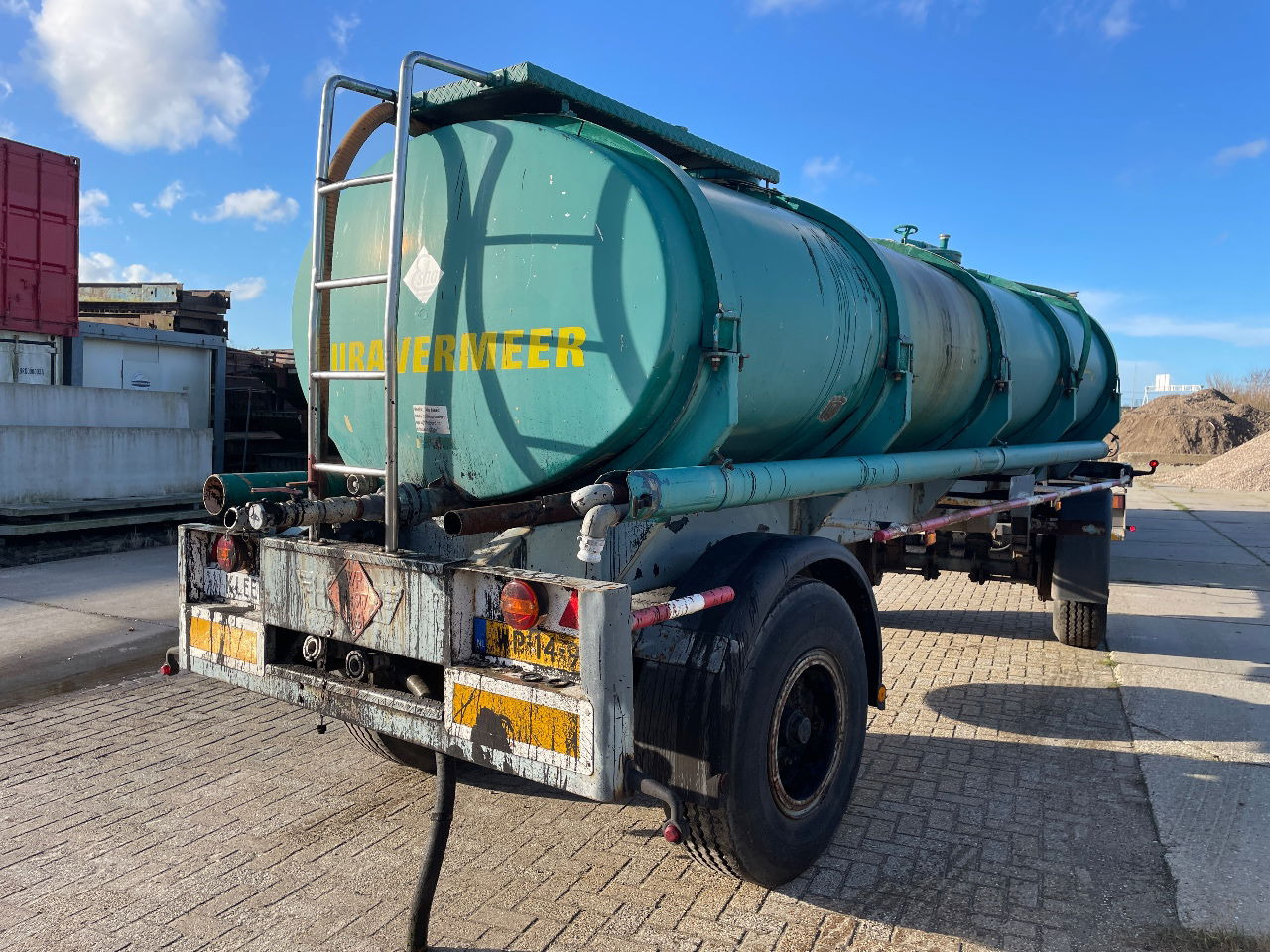 Burg Bitumen tank inox 14.000L - Cisternový přívěs: obrázek 3 Burg Bitumen tank inox 14.000L - Cisternový přívěs: obrázek 3