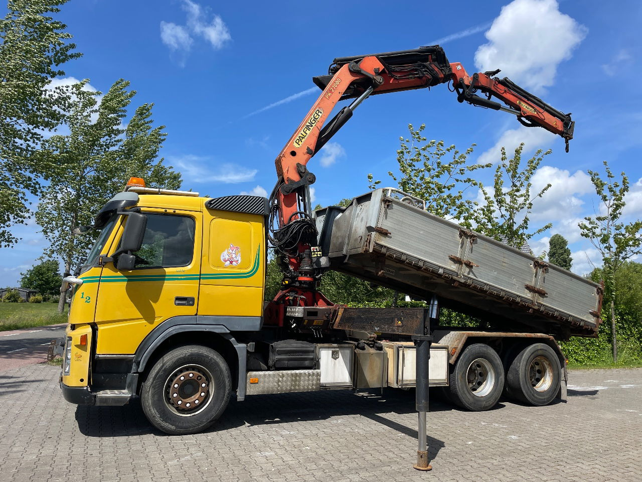 Volvo FM 12.380 .380 with Palfinger PK27000 with jib and tipper box - Sklápěč, Auto s hydraulickou rukou: obrázek 1 Volvo FM 12.380 .380 with Palfinger PK27000 with jib and tipper box - Sklápěč, Auto s hydraulickou rukou: obrázek 1