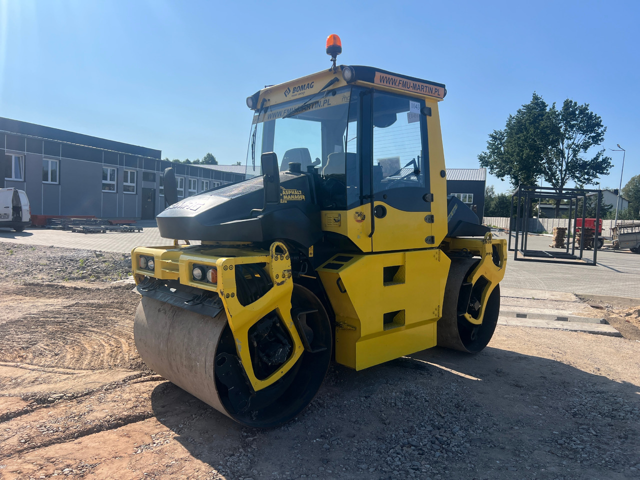 Bomag BW 154 AP-AM - Válec: obrázek 1 Bomag BW 154 AP-AM - Válec: obrázek 1