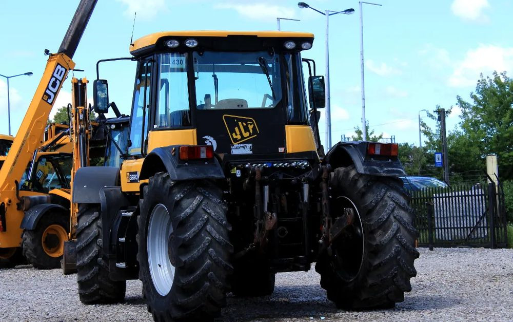 JCB Fastrac 3220 - Traktor: obrázek 4 JCB Fastrac 3220 - Traktor: obrázek 4