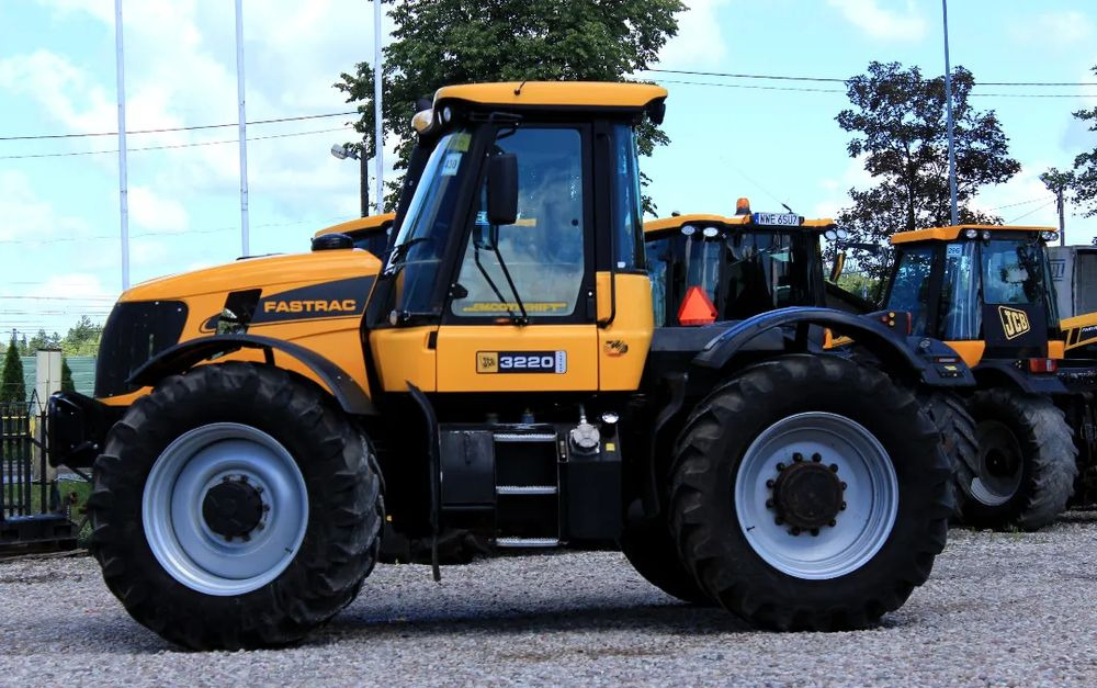 JCB Fastrac 3220 - Traktor: obrázek 5 JCB Fastrac 3220 - Traktor: obrázek 5