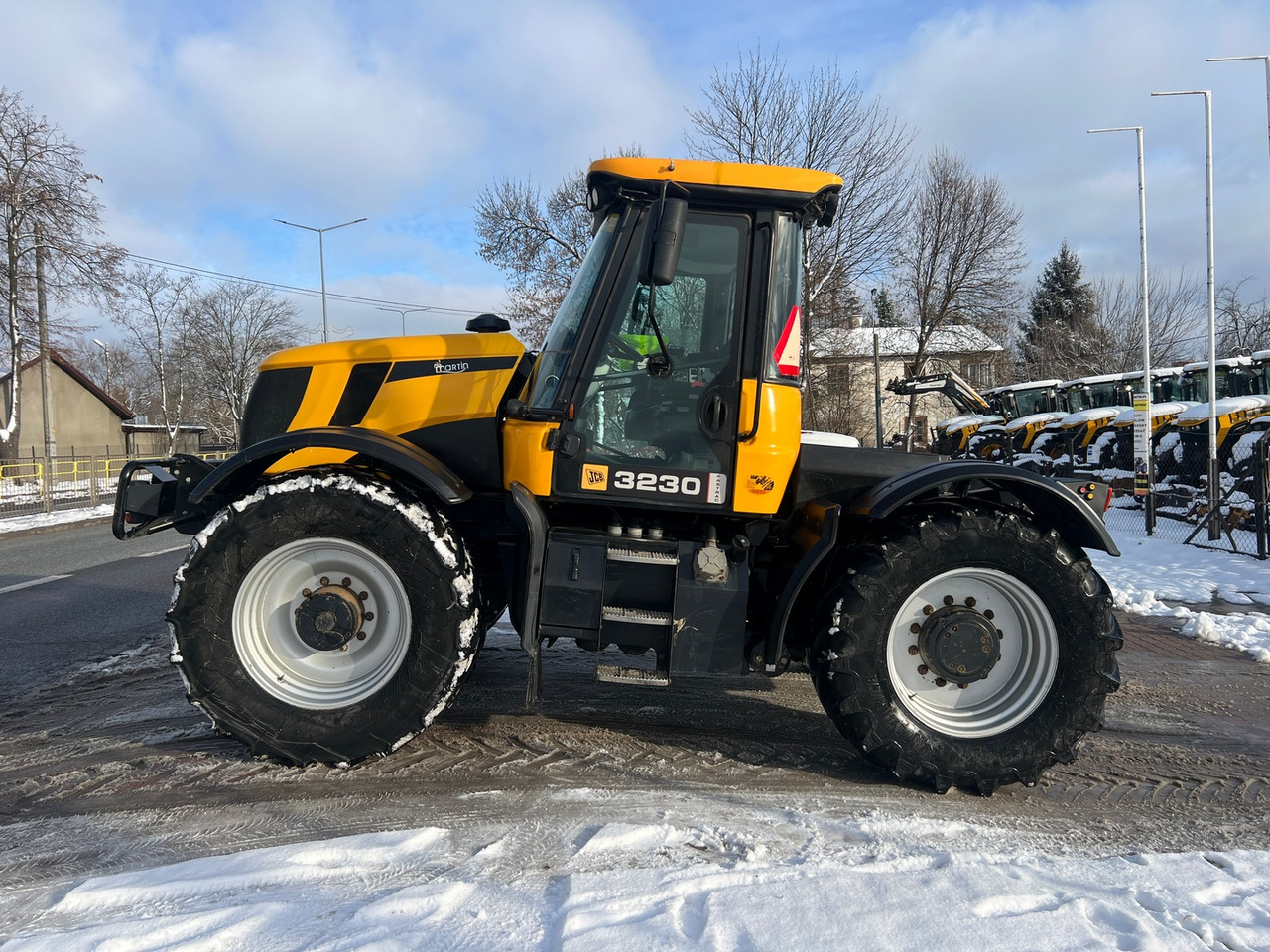 JCB Fastrac 3230 - Traktor: obrázek 2 JCB Fastrac 3230 - Traktor: obrázek 2