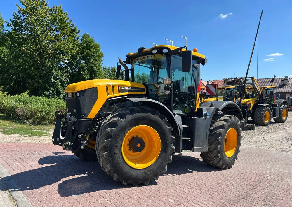 JCB Fastrac 4220 - Traktor: obrázek 1 JCB Fastrac 4220 - Traktor: obrázek 1