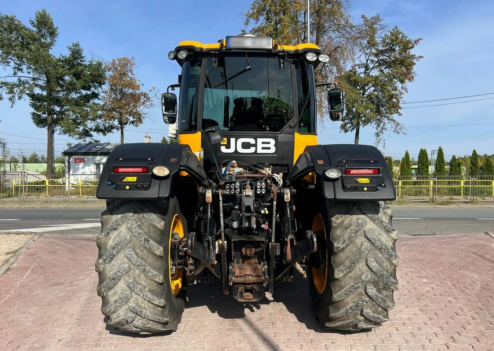 JCB Fastrac 4220 - Traktor: obrázek 4 JCB Fastrac 4220 - Traktor: obrázek 4