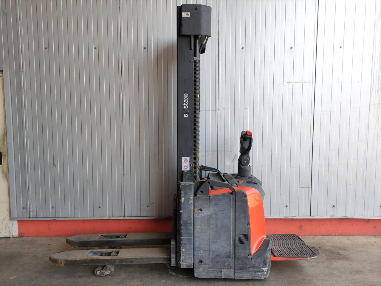 BT SPE140 L - Stohovací vozík: obrázek 1 BT SPE140 L - Stohovací vozík: obrázek 1