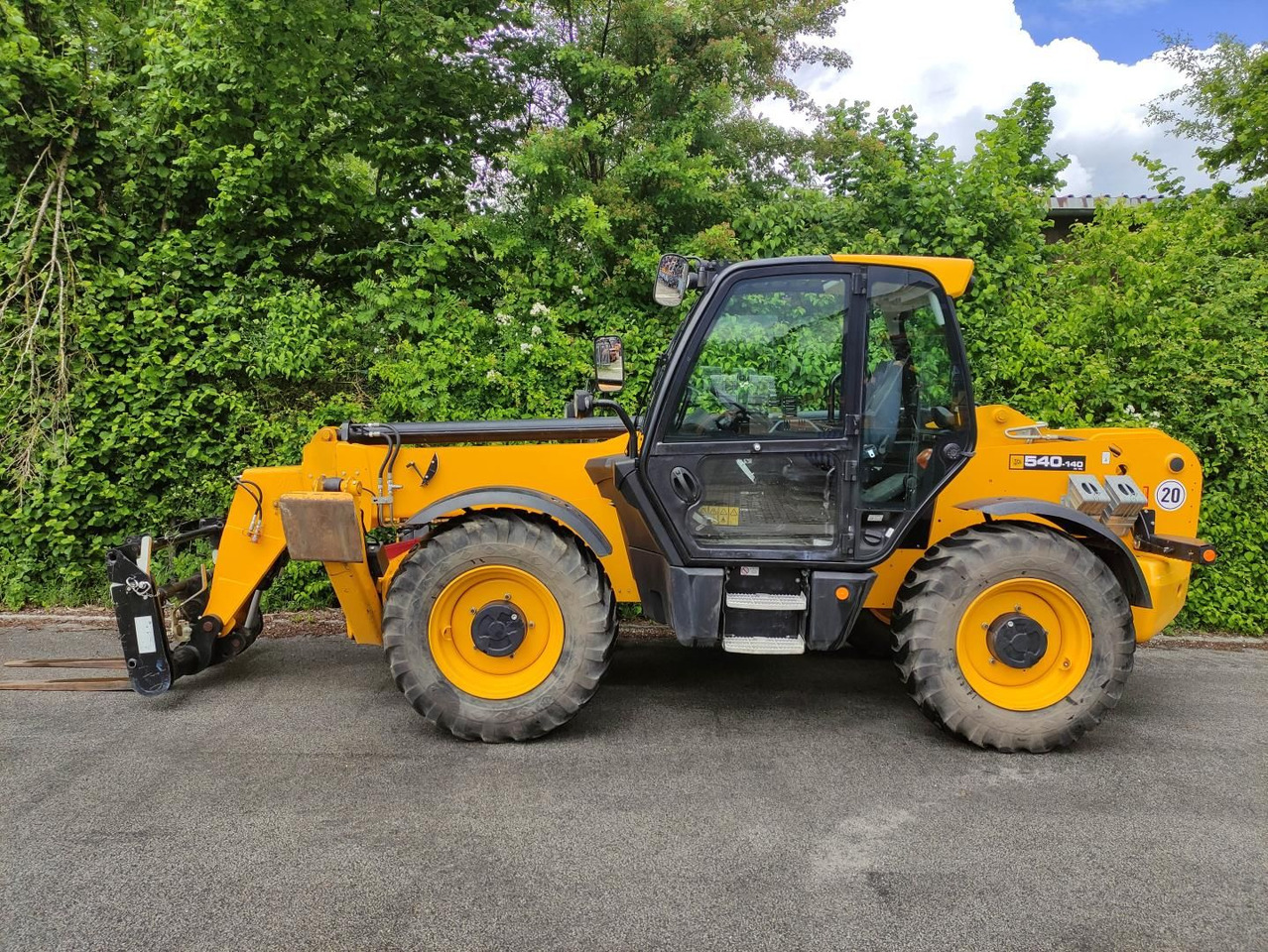 JCB 540V140 Hi Viz - Teleskopický manipulátor: obrázek 1 JCB 540V140 Hi Viz - Teleskopický manipulátor: obrázek 1