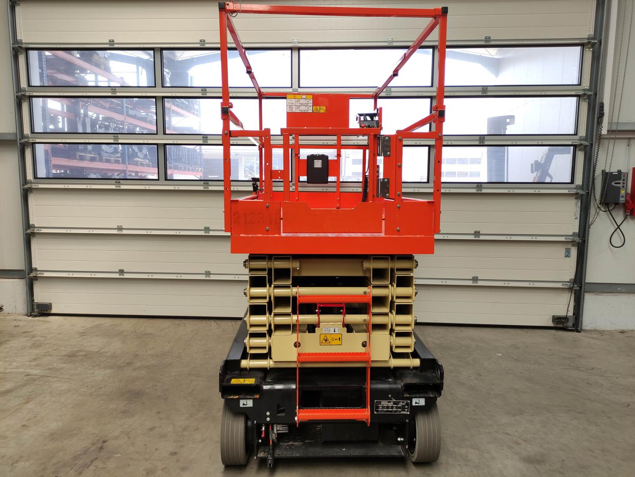JLG R3246 - Nůžková plošina: obrázek 4 JLG R3246 - Nůžková plošina: obrázek 4