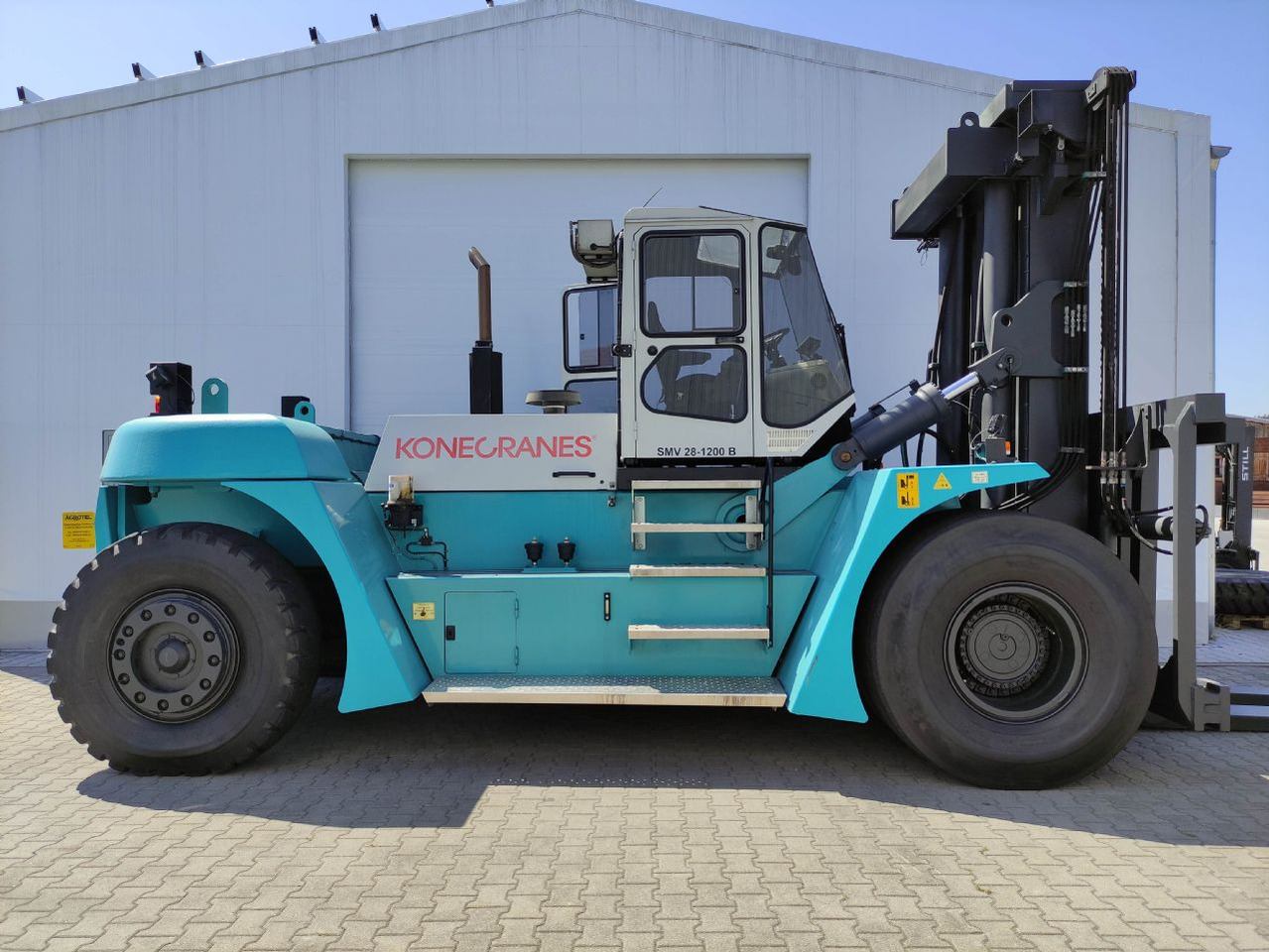 Konecranes SMV 28-1200 B - Dieselový vysokozdvižný vozík: obrázek 3 Konecranes SMV 28-1200 B - Dieselový vysokozdvižný vozík: obrázek 3