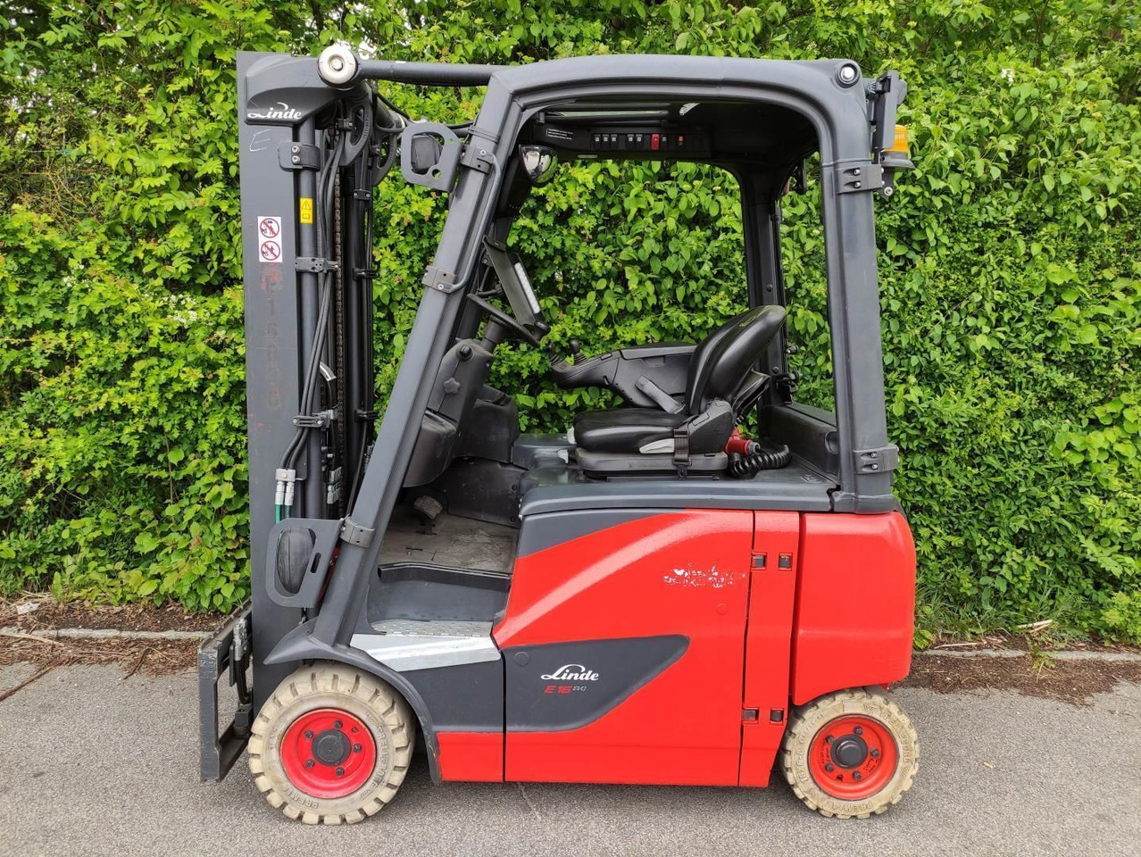 Linde E16PH-02-386-EVO - Elektrický vysokozdvižný vozík: obrázek 1 Linde E16PH-02-386-EVO - Elektrický vysokozdvižný vozík: obrázek 1