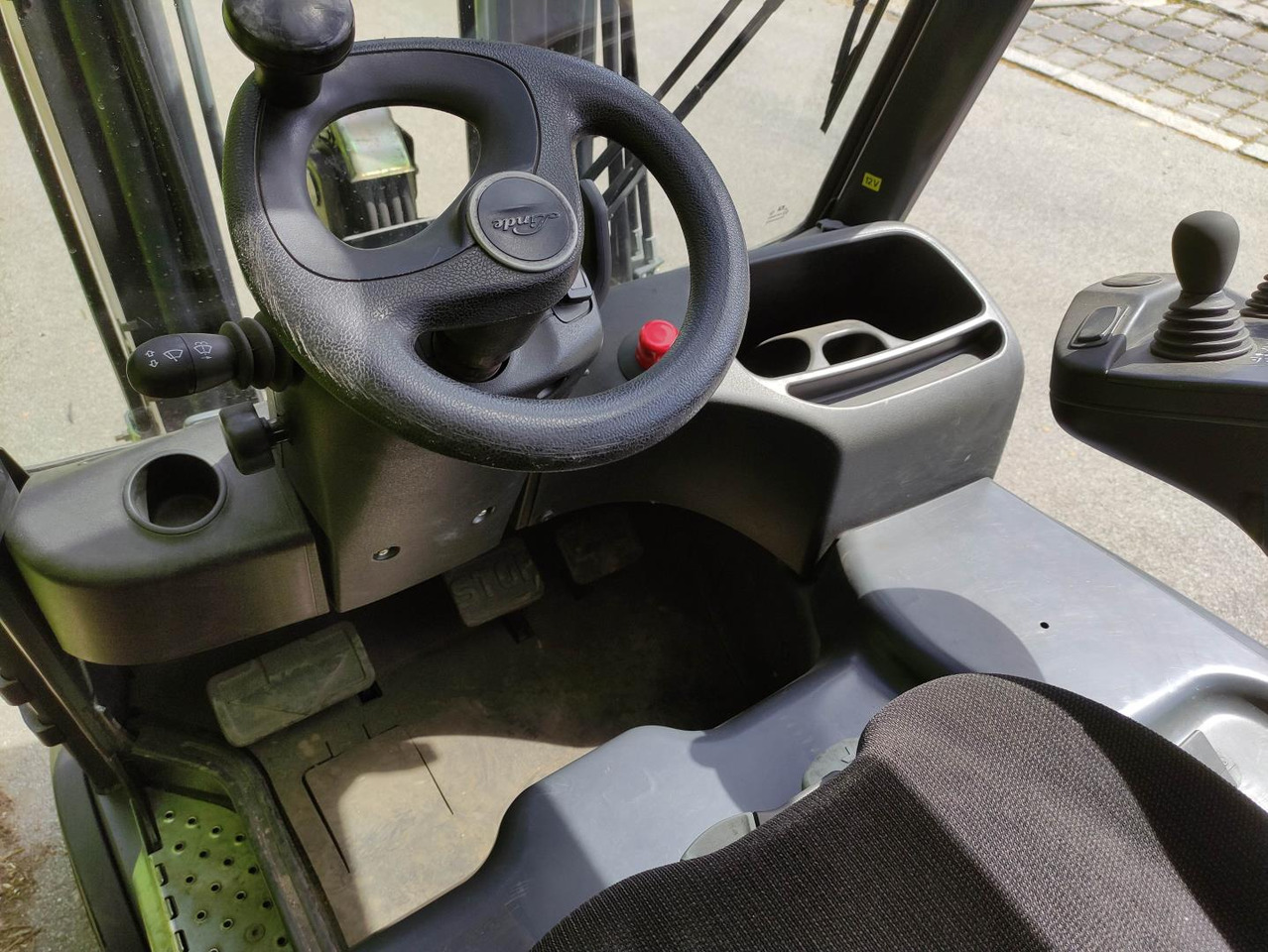 Linde E20-PH-02 - Elektrický vysokozdvižný vozík: obrázek 5 Linde E20-PH-02 - Elektrický vysokozdvižný vozík: obrázek 5